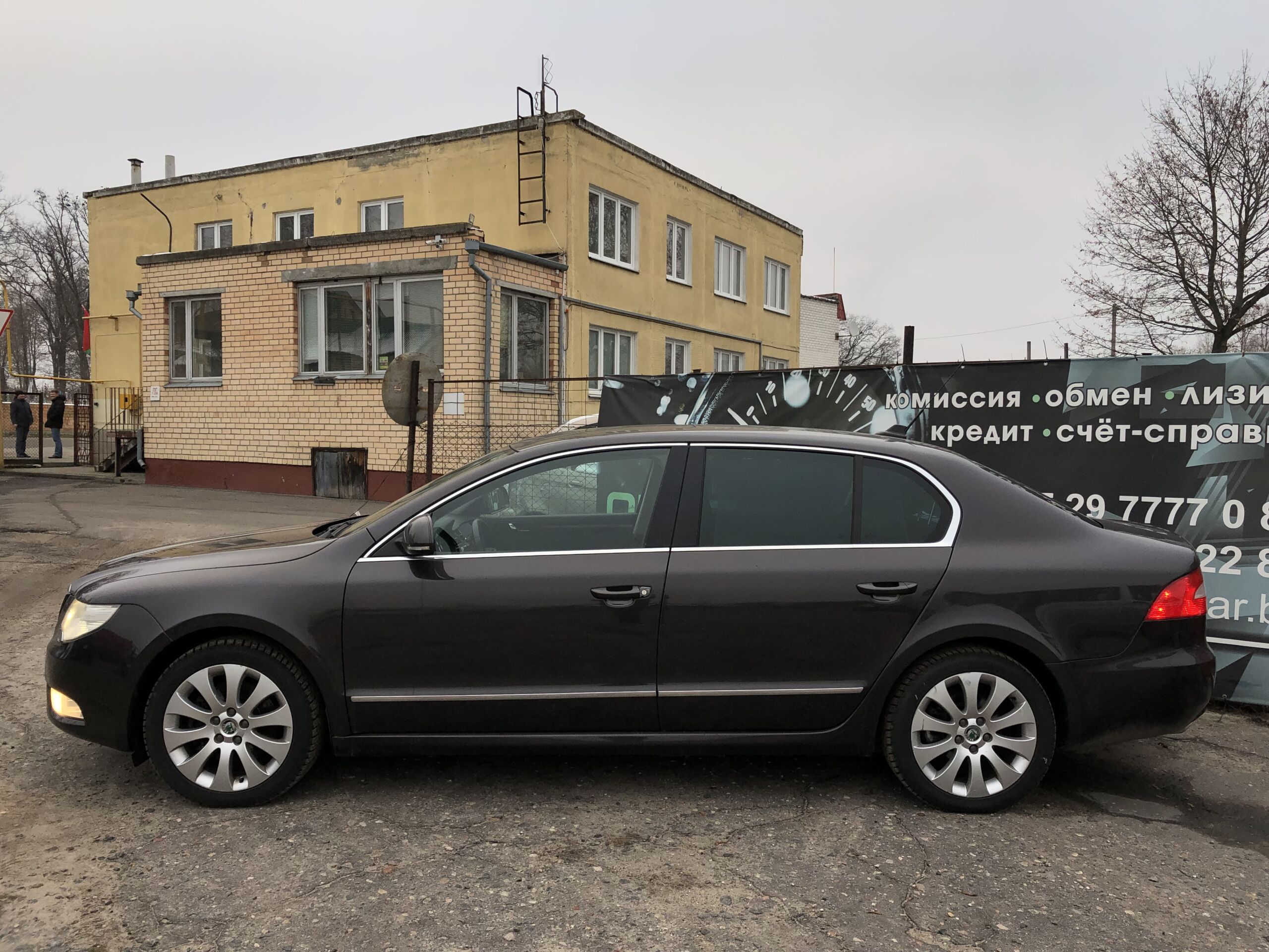 Skoda Superb 2009 Бензин