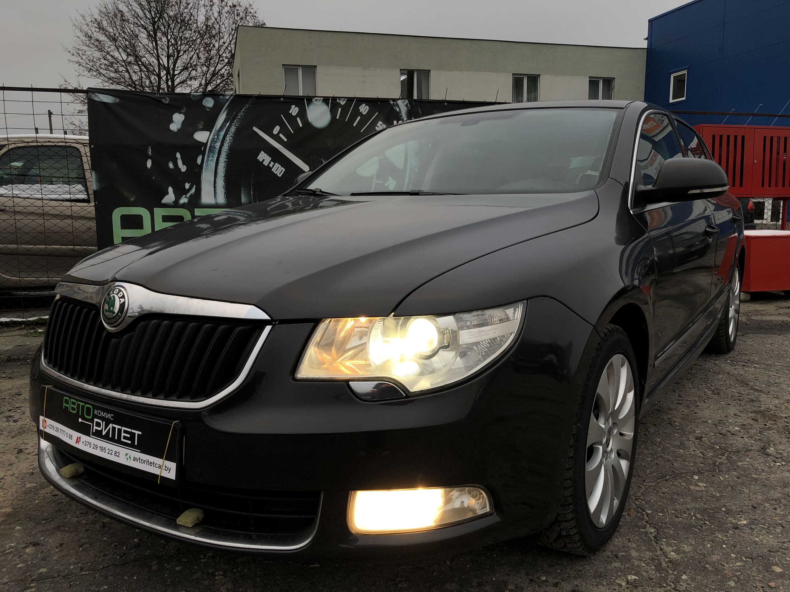 Skoda Superb 2009 Бензин