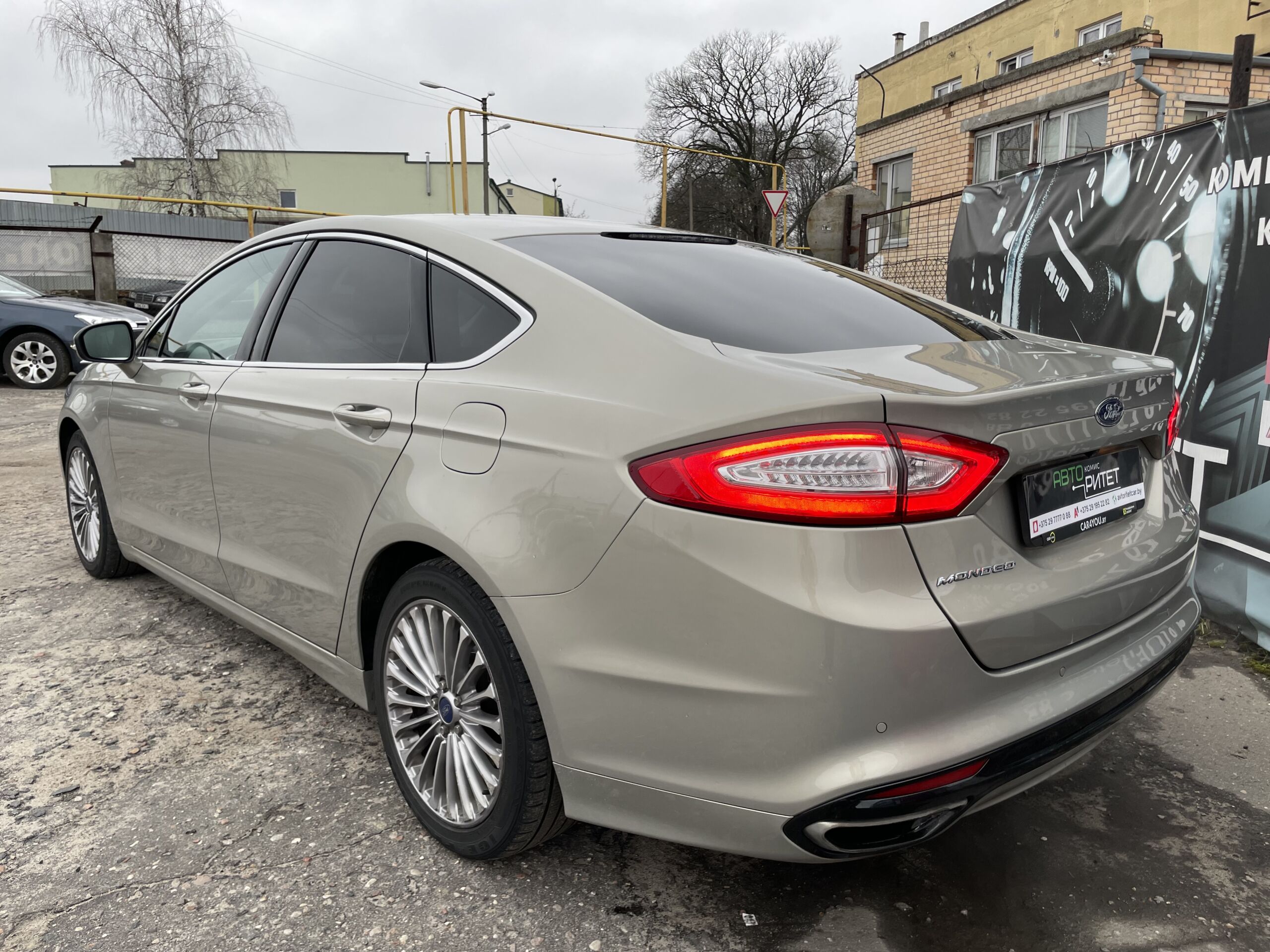 Ford Mondeo 2016 Бензин