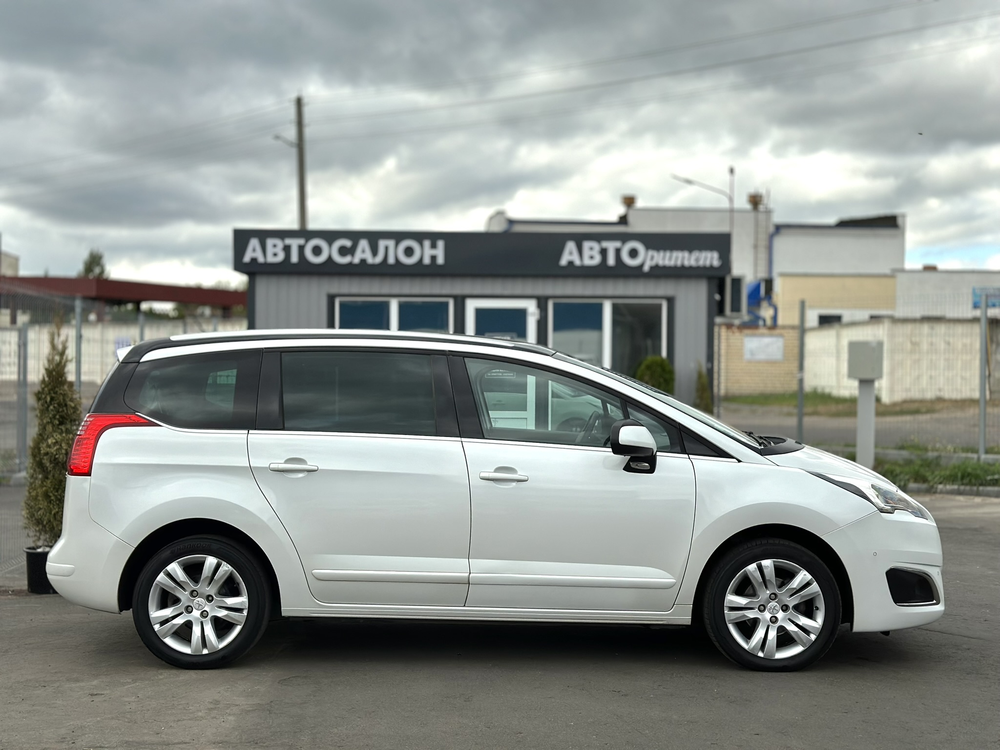 Peugeot 5008 2014 Дизель