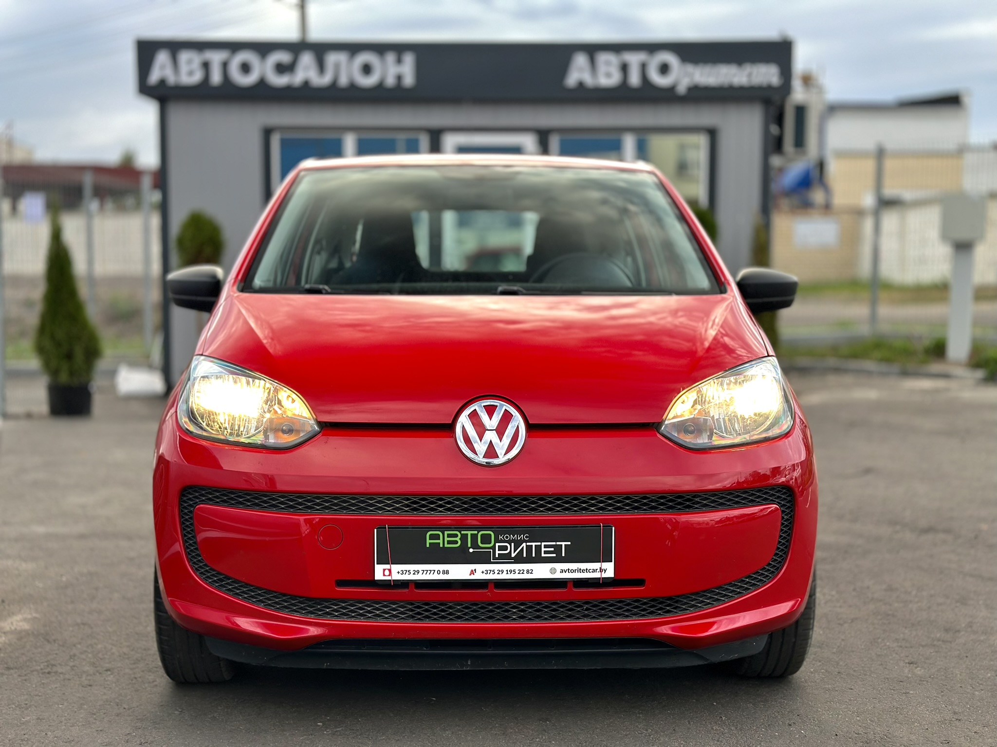 Volkswagen UP! 2016 Бензин