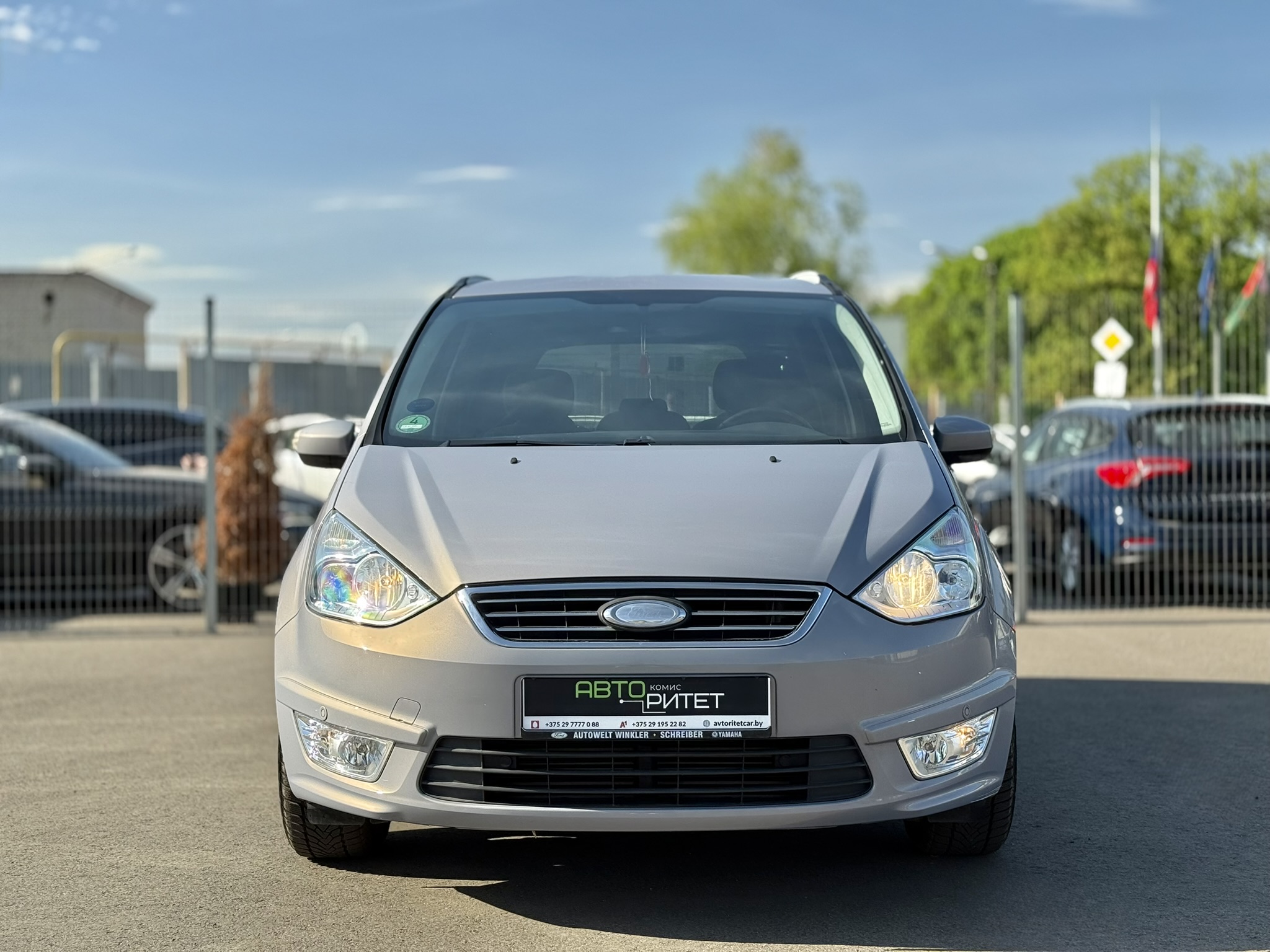 Ford Galaxy II 2011 Бензин