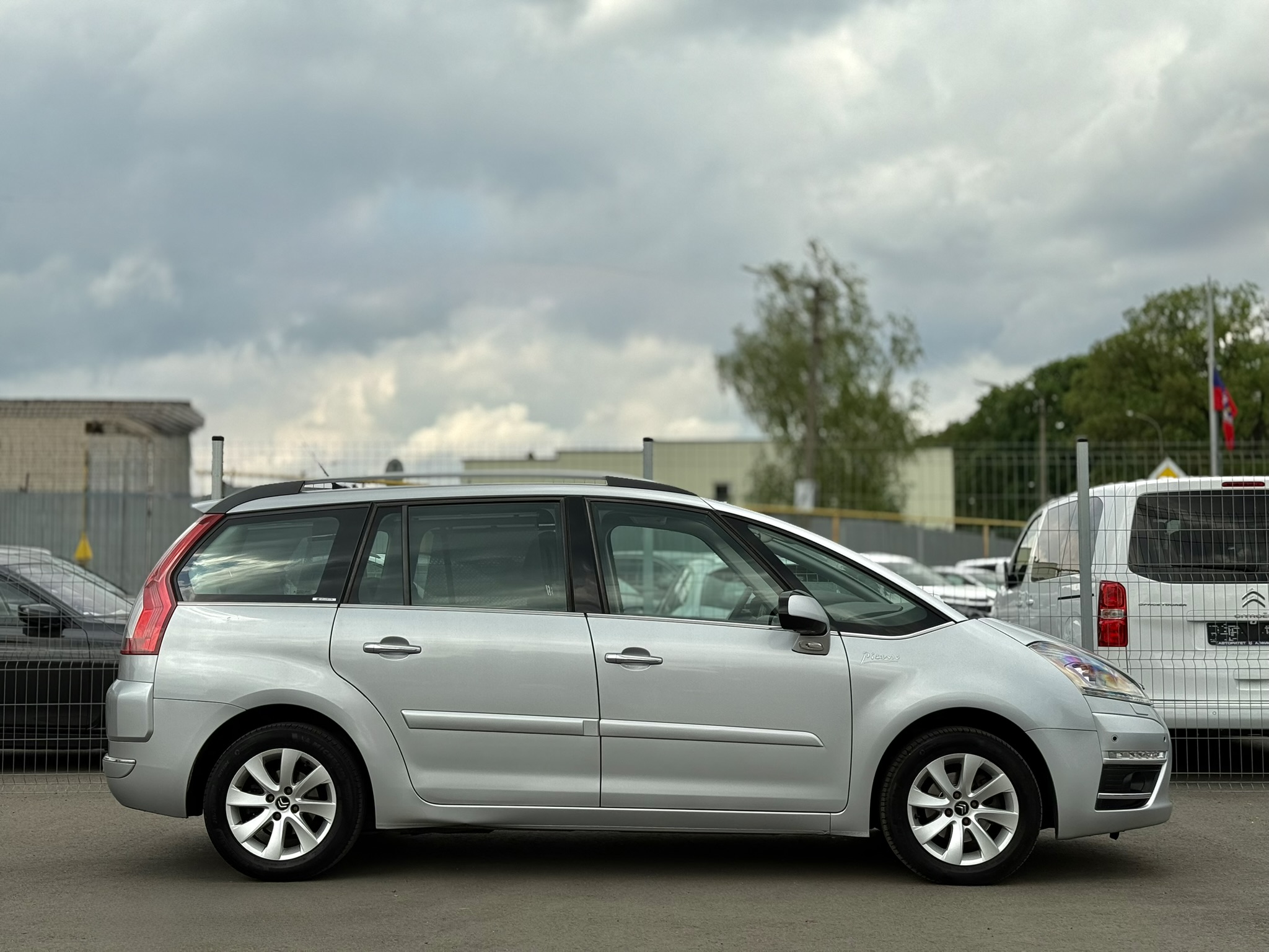 Citroen C4 Grand Picasso 2011 Дизель