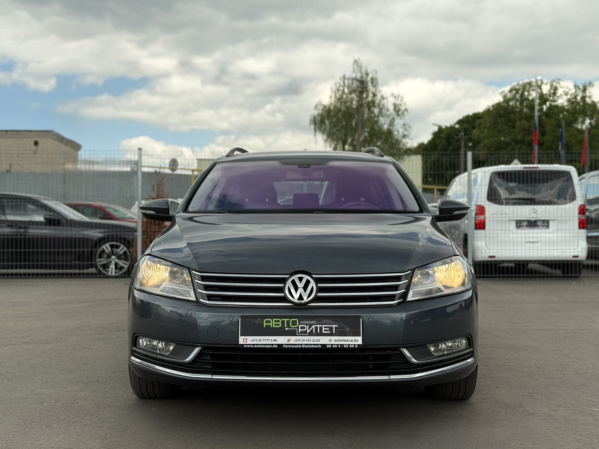 Volkswagen Passat B7 2011 Бензин