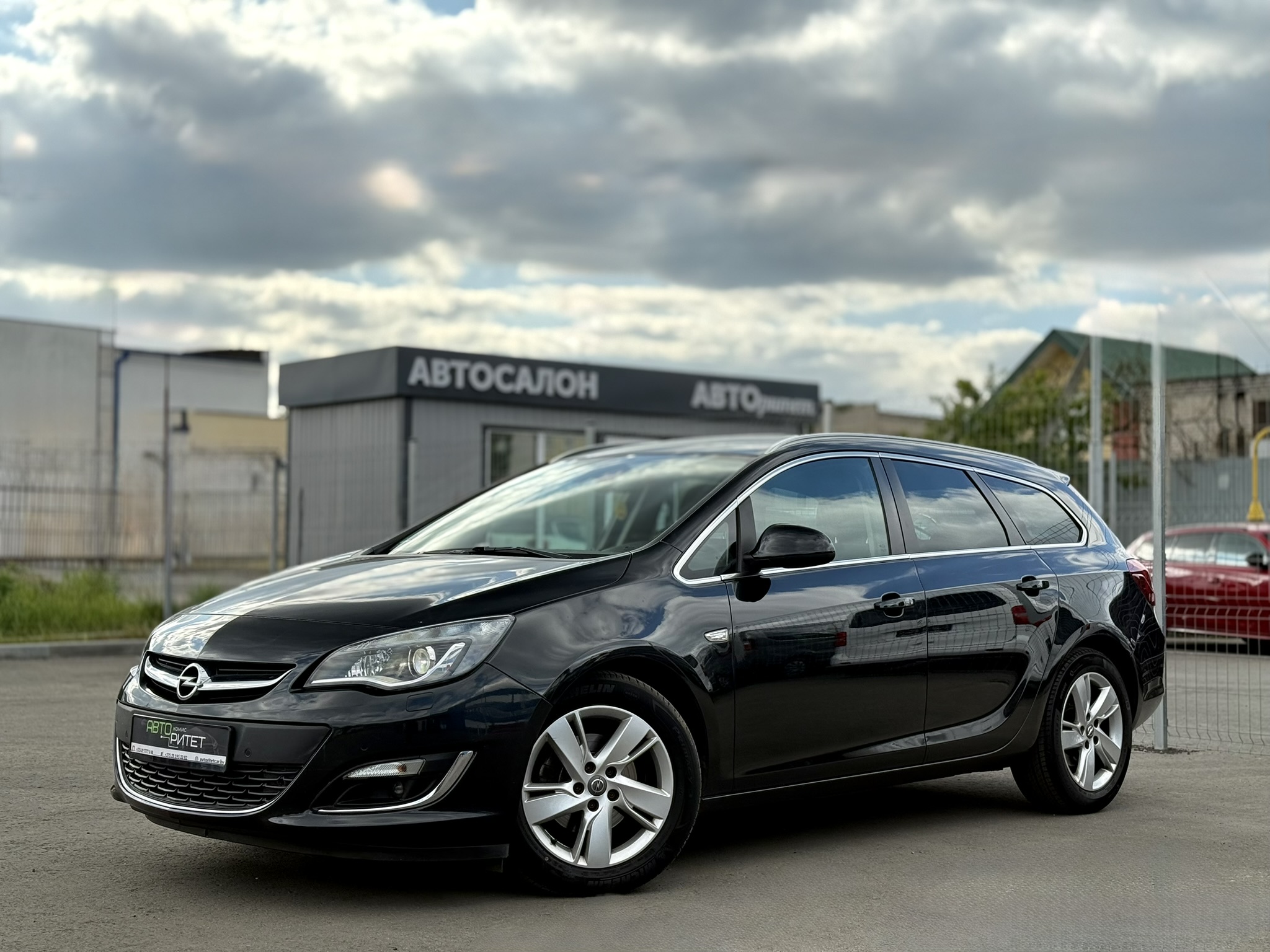 Opel Astra Sports Tourer 2013 Дизель