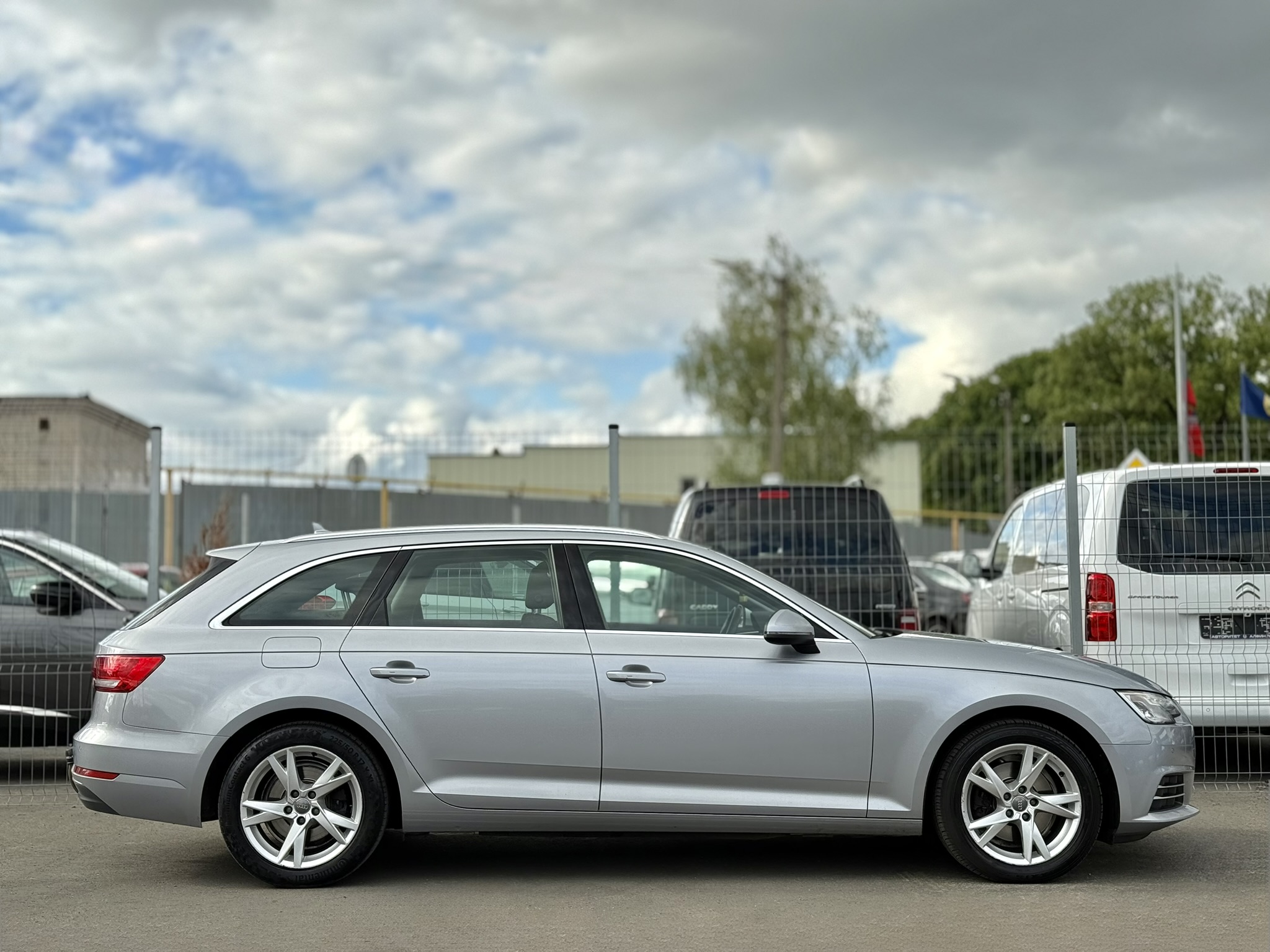 Audi A4 B9 2017 Дизель
